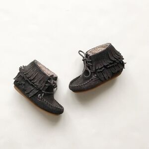 Zara gray suede fringe MOC boots EUC  size 20(5)